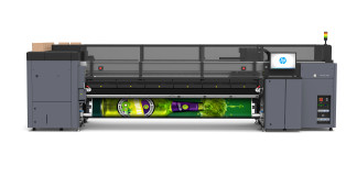 Le stampanti HP Latex 3500 e 3100 e la macchina da stampa per cartone ondulato HP Scitex 17000 hanno debuttato a Fespa HP Latex 3100.