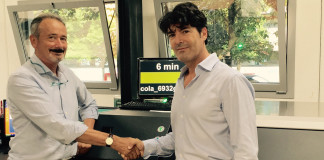 Migliorare qualità e produttività nella produzione di shopping bag ed etichette A sinistra Daniele Grotto di GPS, Davide Meroni di Esko.