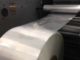 La lente lenticolare di grande formato di DPLenticular sarà presentata a drupa Focus sulla stampa lenticolare - Padiglione 7, stand 70F09 al drupa innovation park (DIP).