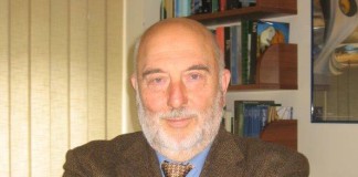 Mediagraf annuncia cambi al vertice: a maggio i nomi dei nuovi dirigenti Non vanno peraltro dimenticati i significativi precedenti del personaggio, dopo la laurea in Economia e commercio a Venezia nel 1956, a partire dalla lunga stagione in Fiat, per quasi cinquant’anni, in cui ha occupato ruoli di vertice con grandi responsabilità. È stato per anni amministratore delegato del quotidiano Il Gazzettino e per vent’anni direttore generale e amministratore delegato del prestigioso Palazzo Grassi di Venezia. Un percorso, quest’ultimo, iniziato nel 1985, con il restauro dell’edificio poi divenuto sede di mostre di risonanza mondiale, e concluso nel 2005 con la rassegna dedicata a Salvador Dalì. Anche in campi così diversi, Donegà ha saputo fare da accorto timoniere, accomunando la preparazione culturale alle capacità gestionali.