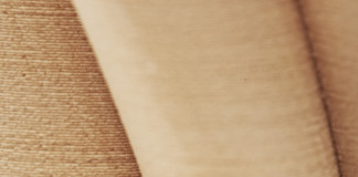 3D-Paper: stampare in 3D con la carta Un dettaglio di 3D-Paper, con la sua caratteristica texture e il colore in bilico tra quello del cartone e quello del legno.