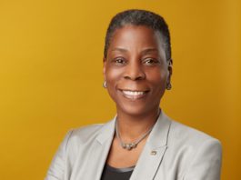 Dalla costola di Xerox nascerà la società di Document Technology Ursula Burns manterrà la sua attuale carica di Presidente e Amministratore Delegato di Xerox fino all’avvenuta separazione.