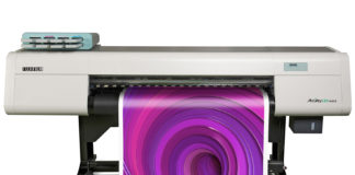 Le applicazioni industriali a getto di inchiostro di Fujifilm La Acuity LED 1600 II che sarà in mostra allo stand Fujifilm.