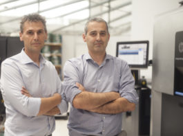 Tech:art acquisisce Exaprint srl e unisce l’offline all’online Da destra Davide Salvo e Alberto Vianelli, amministratori di Tech:art.