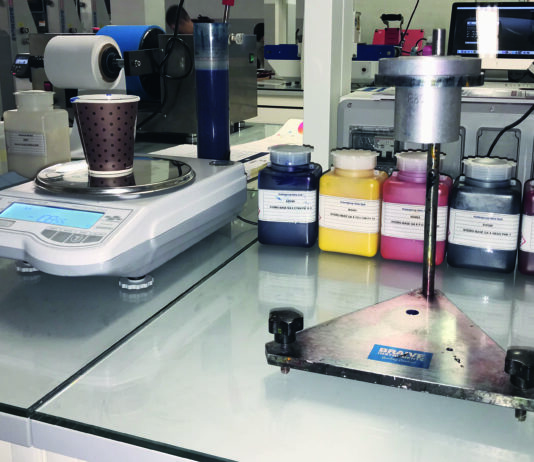 Etichette, chi condurrà le macchine da stampa domani?