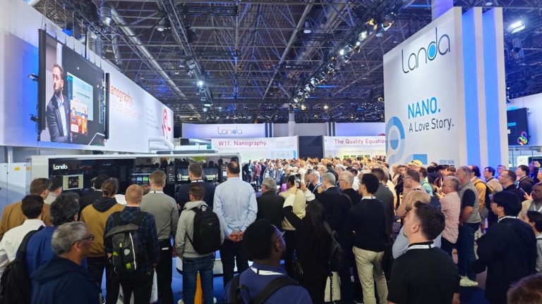 Landa Digital Printing dichiara bancarotta: debiti e crisi di liquidità