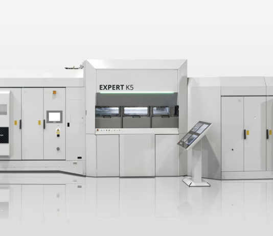 Bobst lancia il nuovo Expert K5 con automazione basata su intelligenza artificiale