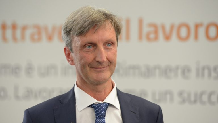 Overpackaging e inefficienze dell’e-commerce: le soluzioni di DS Smith per una filiera più sostenibile